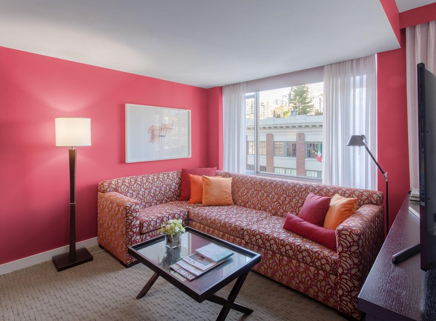 Executive Suite 2.jpg